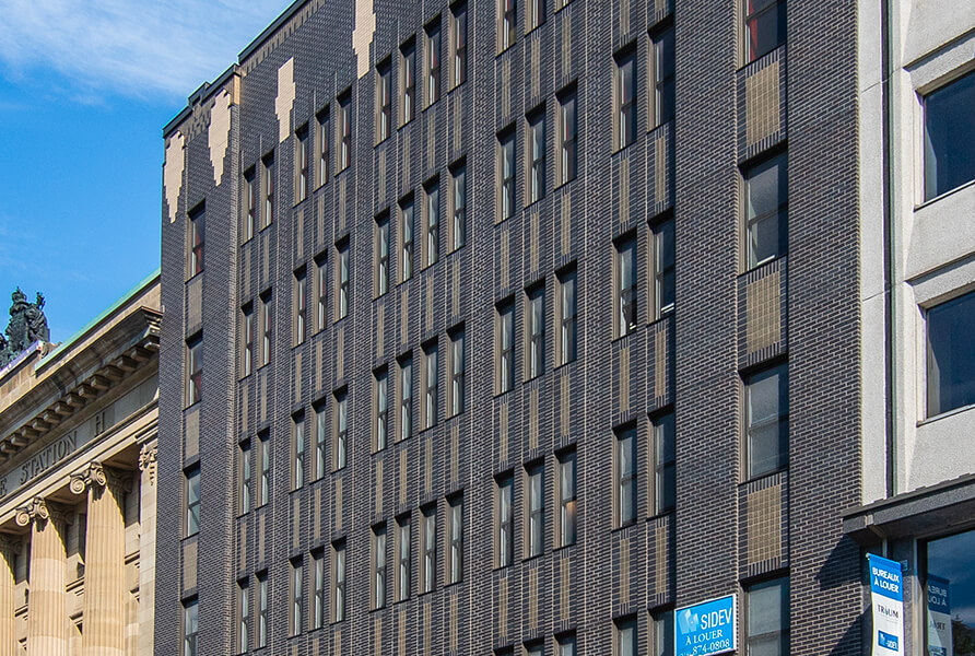 1434 Ste-Catherine O